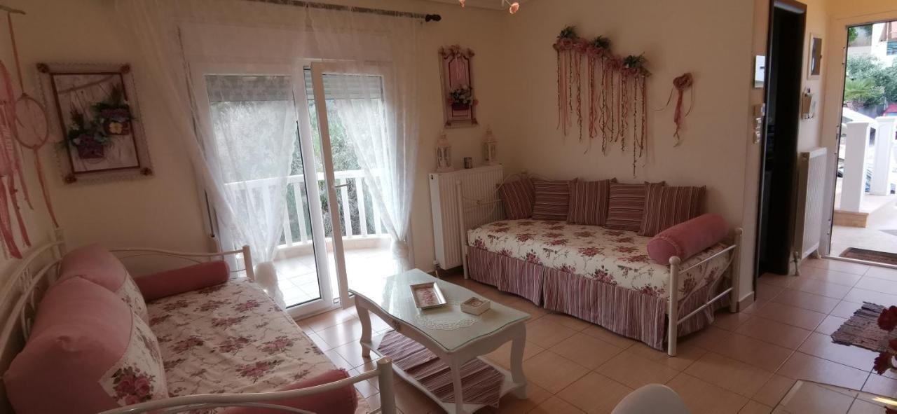 Iris Deluxe Suites 1 Kavála ภายนอก รูปภาพ