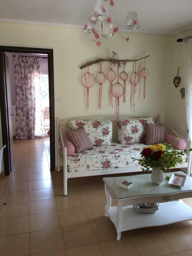 Iris Deluxe Suites 1 Kavála ภายนอก รูปภาพ